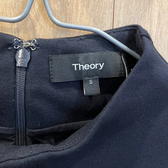 Theory mock neck with layered look - Picture 2 of 3